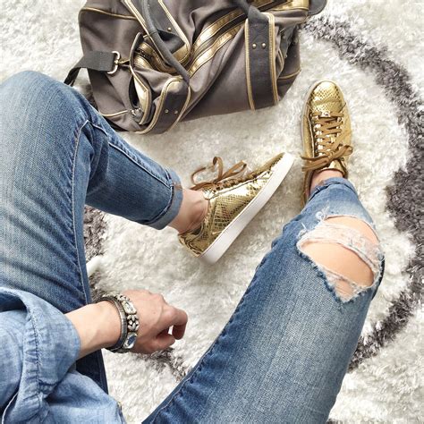 outfit con tenis michael kors|michael kors sneakers outfit.